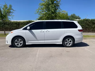 Toyota Sienna Minivan 2020