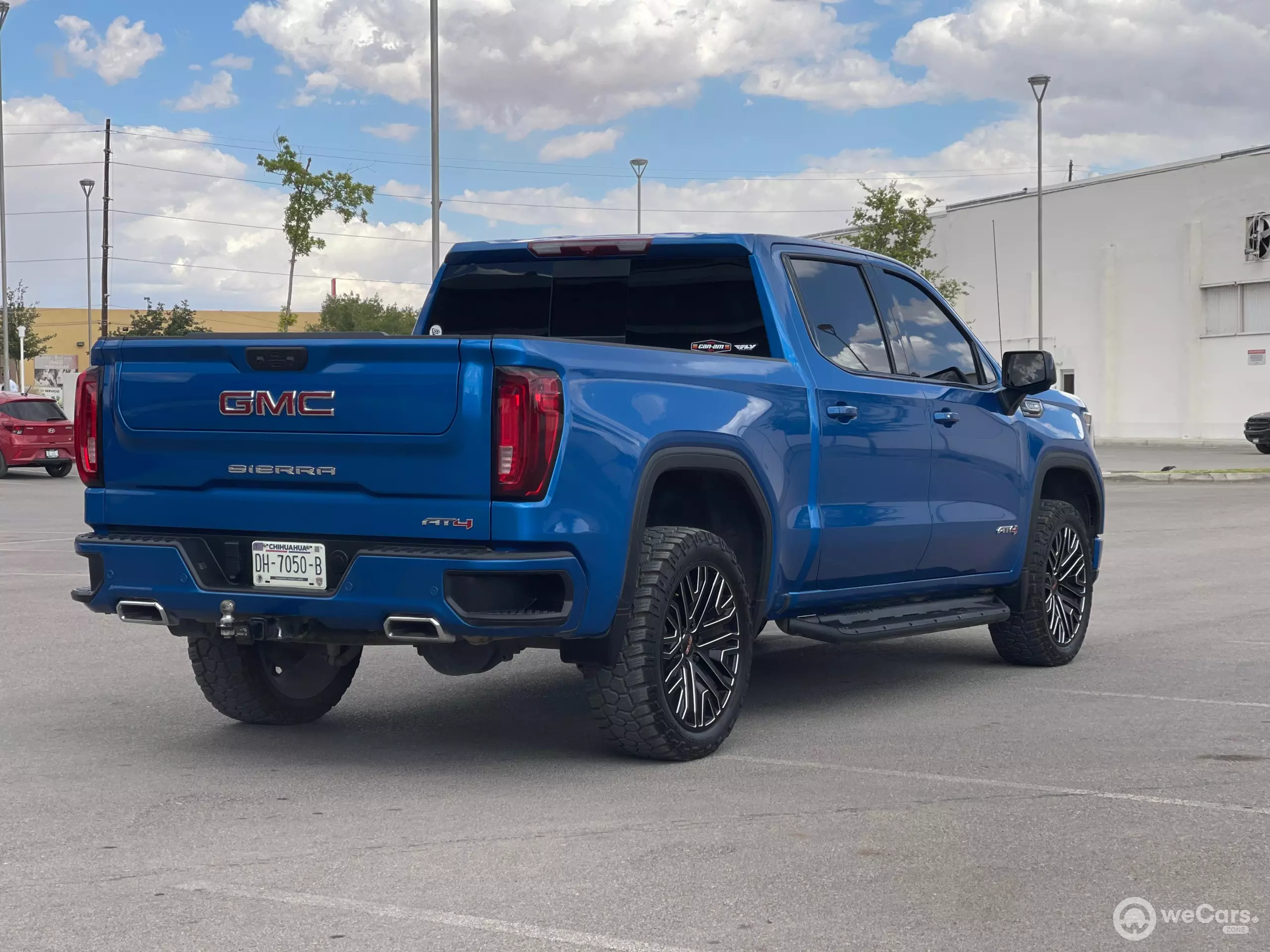 GMC Sierra Pick-Up