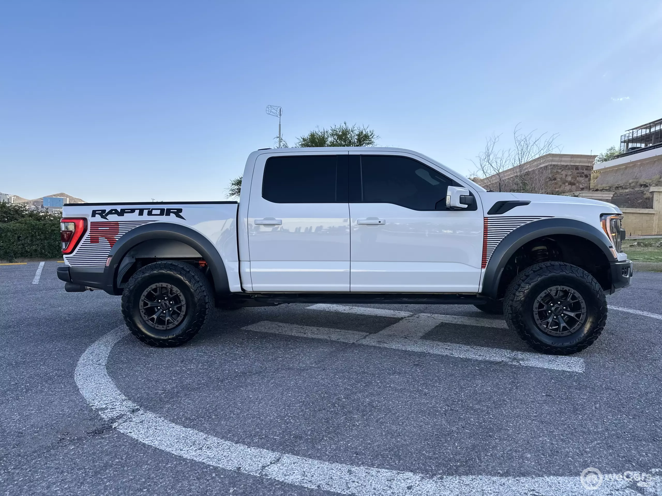 Ford Lobo Pick-Up