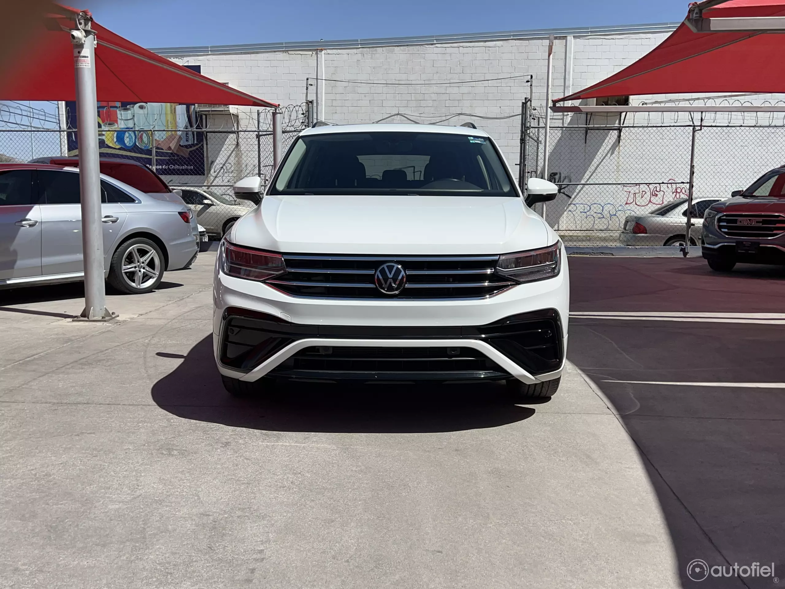 Volkswagen Tiguan VUD
