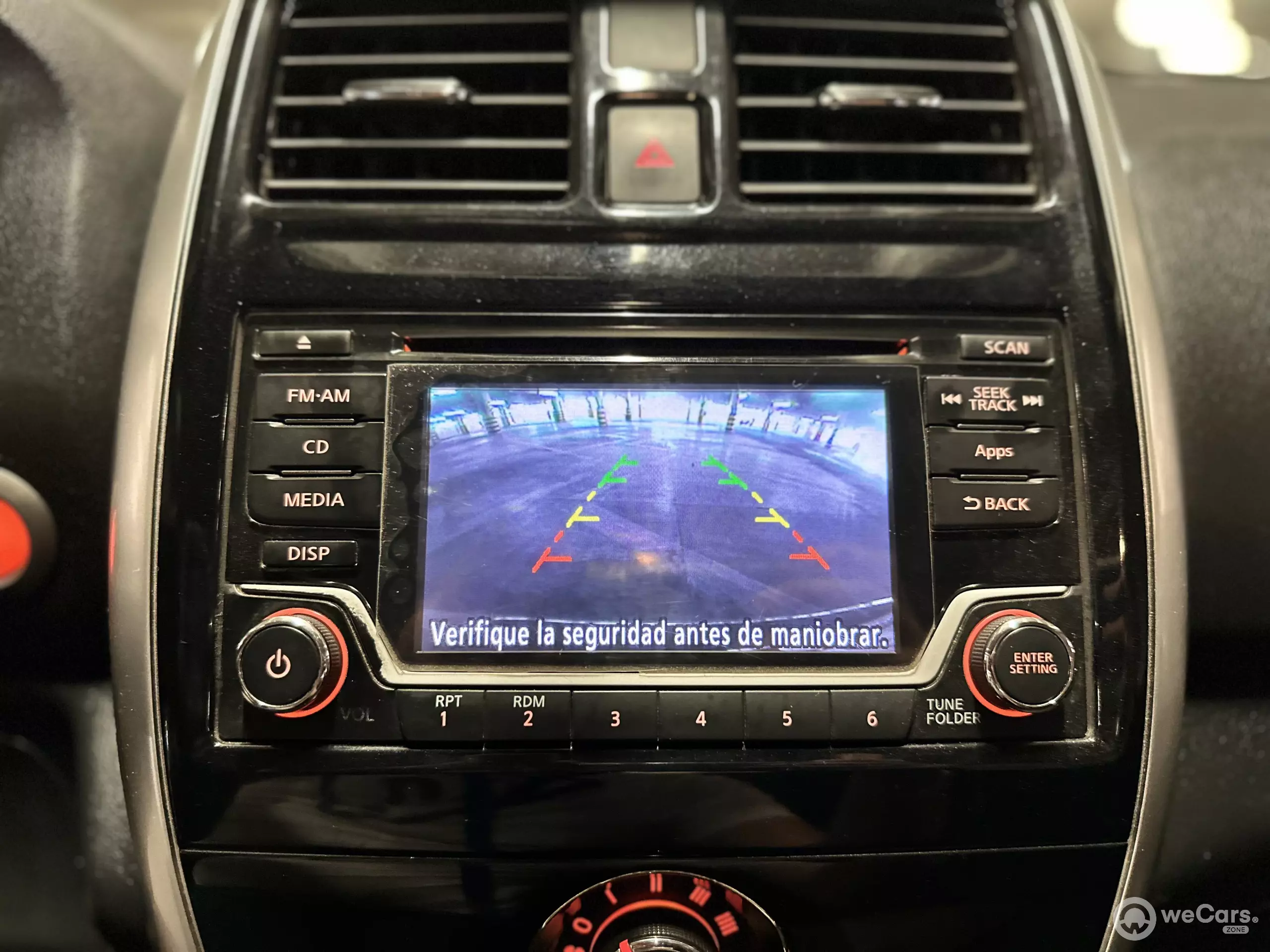 Nissan Versa