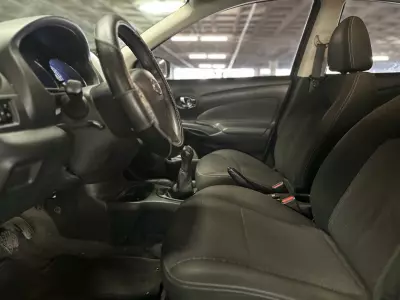 Nissan Versa 2016