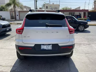 Volvo XC40 VUD 2022