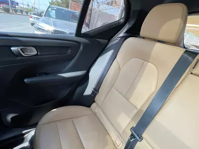 Volvo XC40 VUD 2022