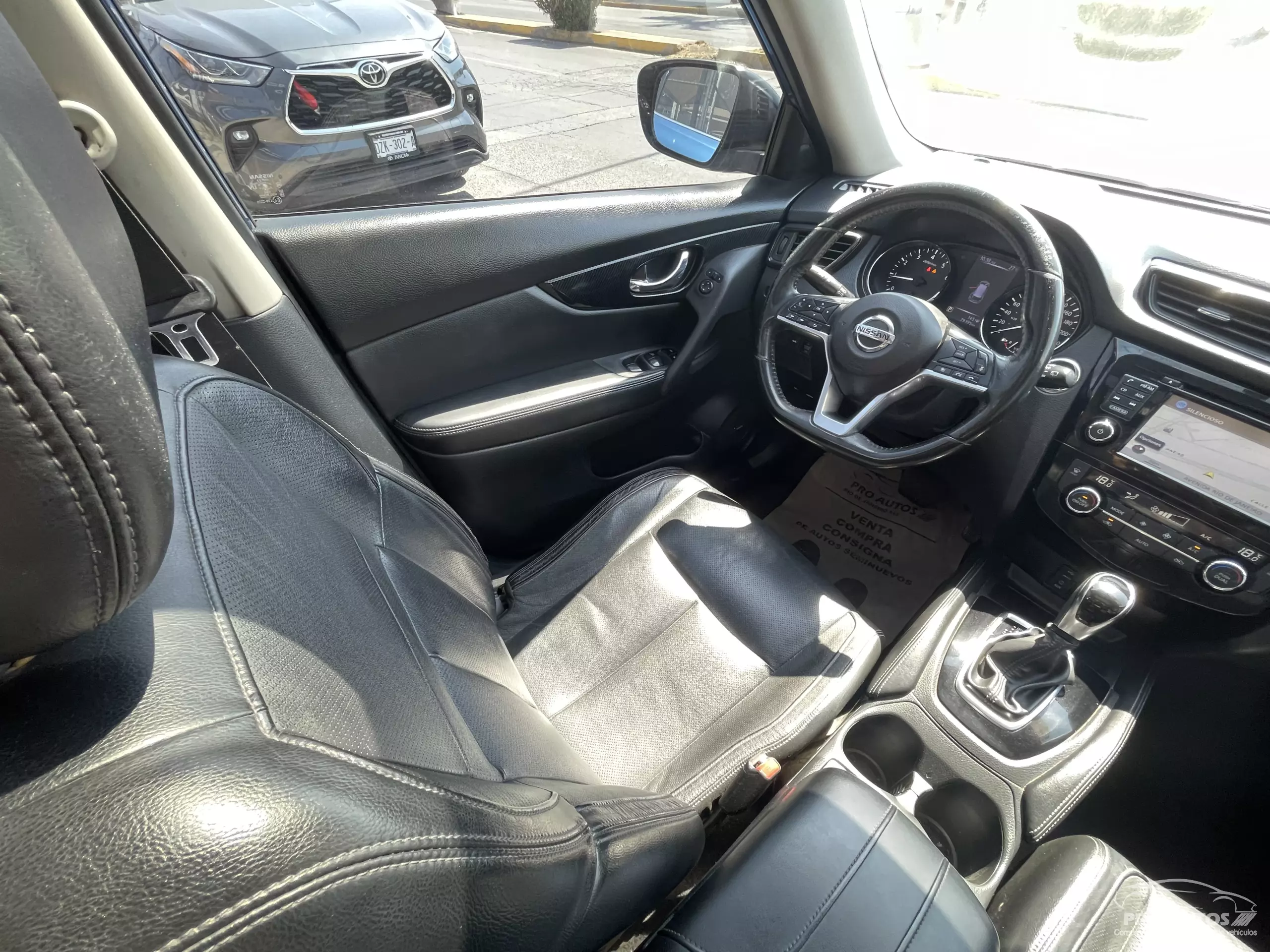 Nissan X-Trail VUD