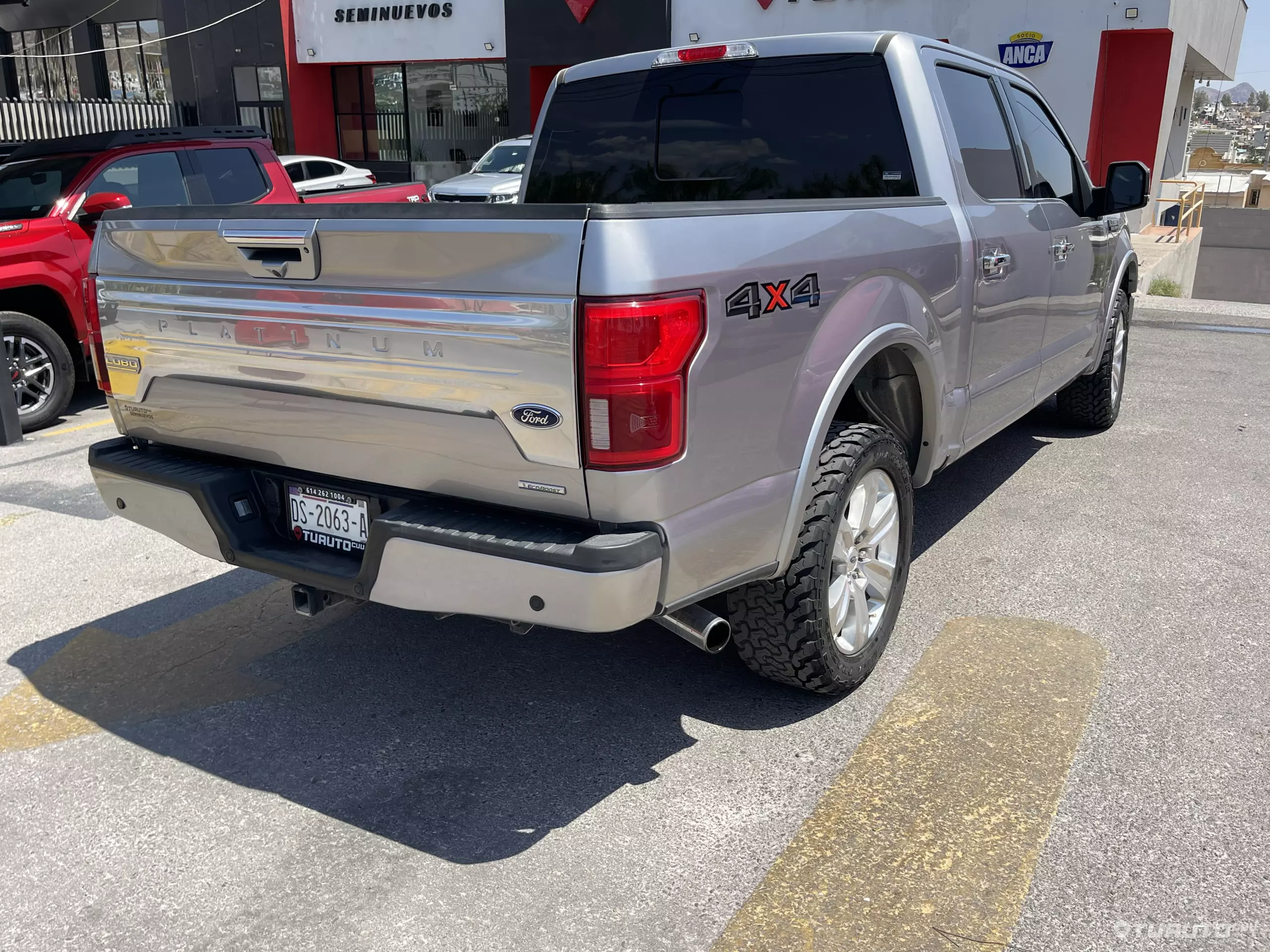 Ford Lobo Pick-Up