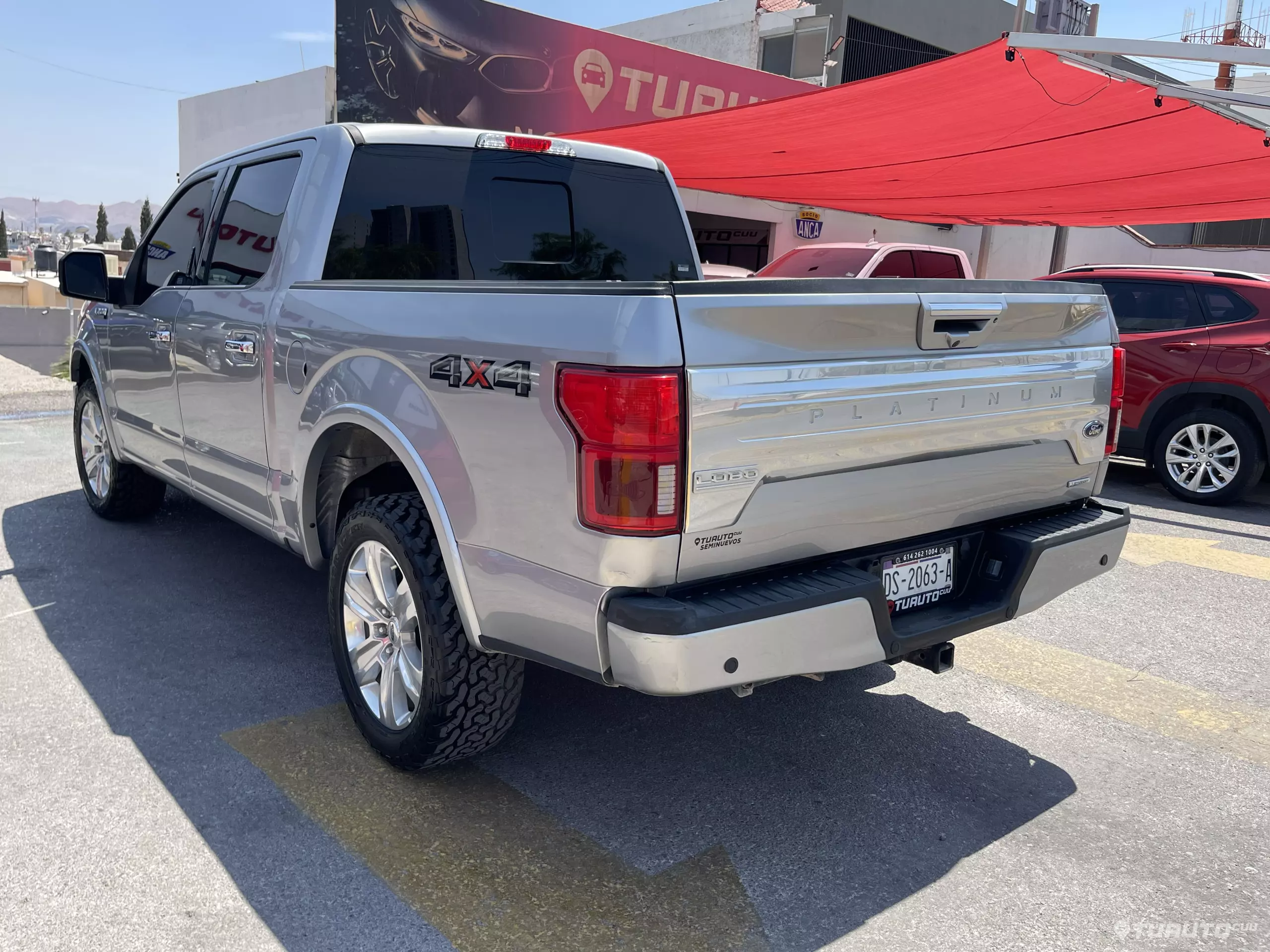 Ford Lobo Pick-Up