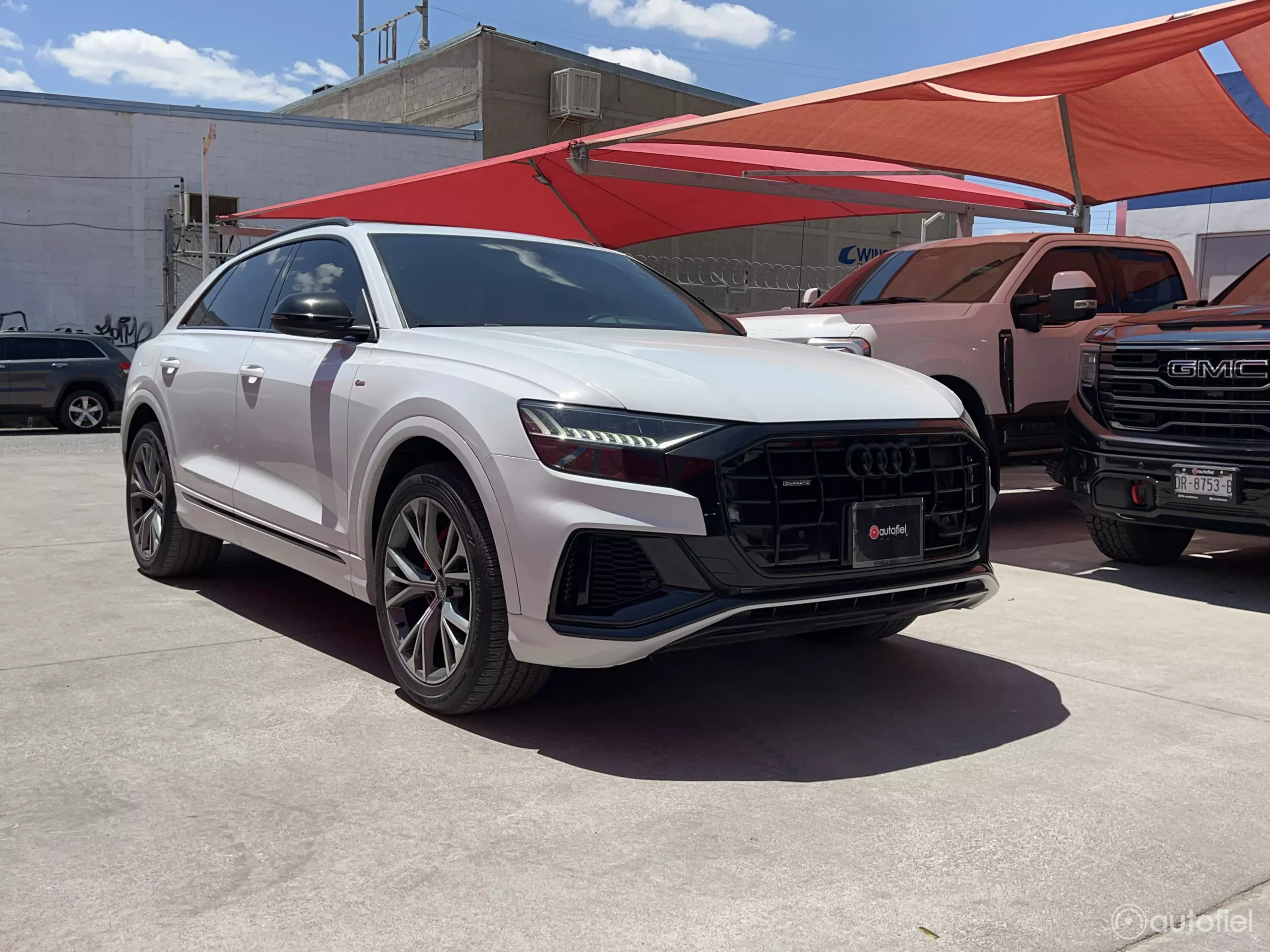 Audi Q8 VUD