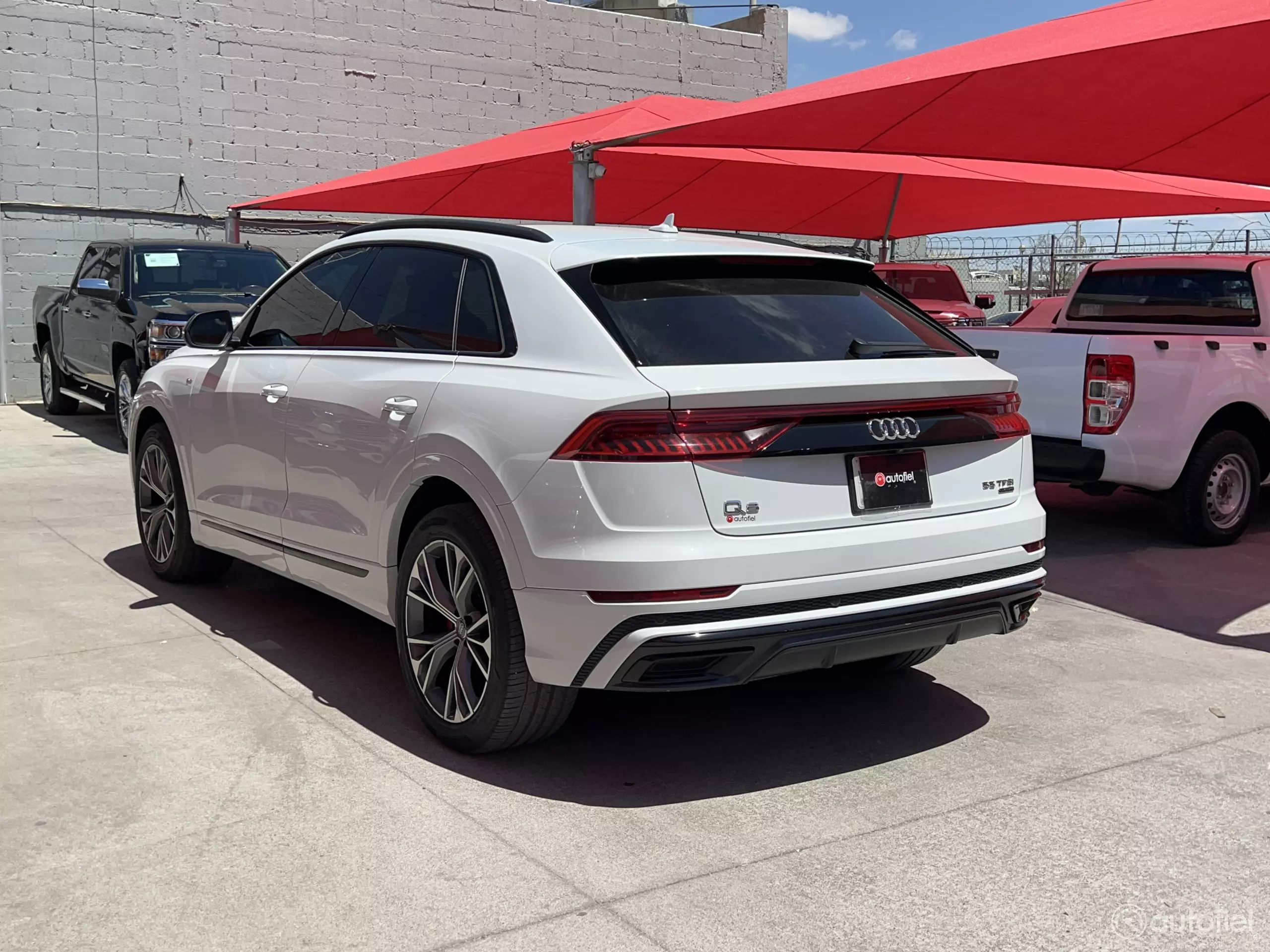 Audi Q8 VUD