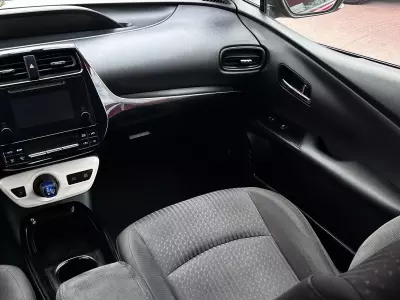Toyota Prius 2018