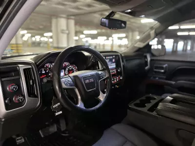 GMC Sierra Pick-Up 4x4 2016