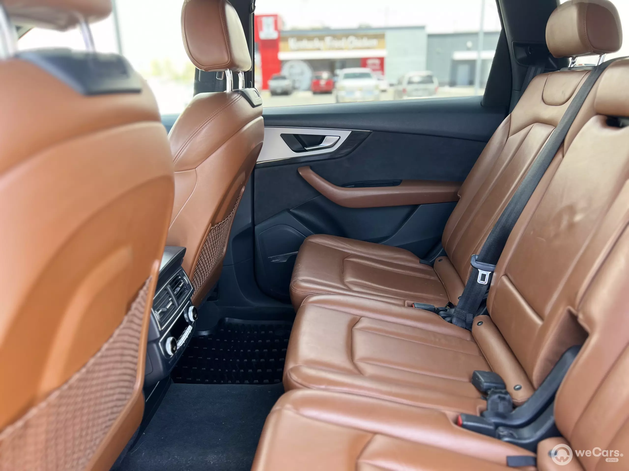 Audi Q7 VUD