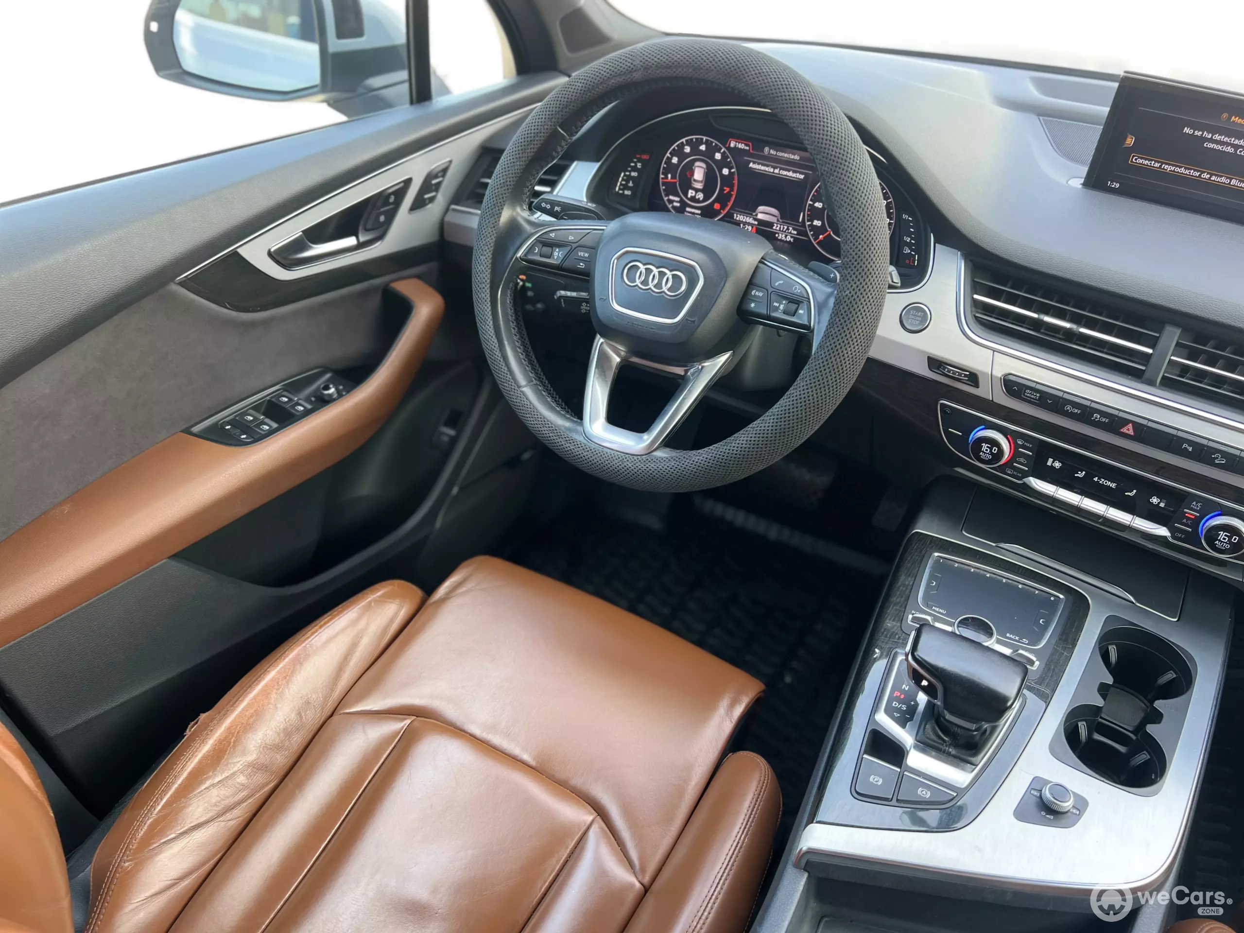 Audi Q7 VUD