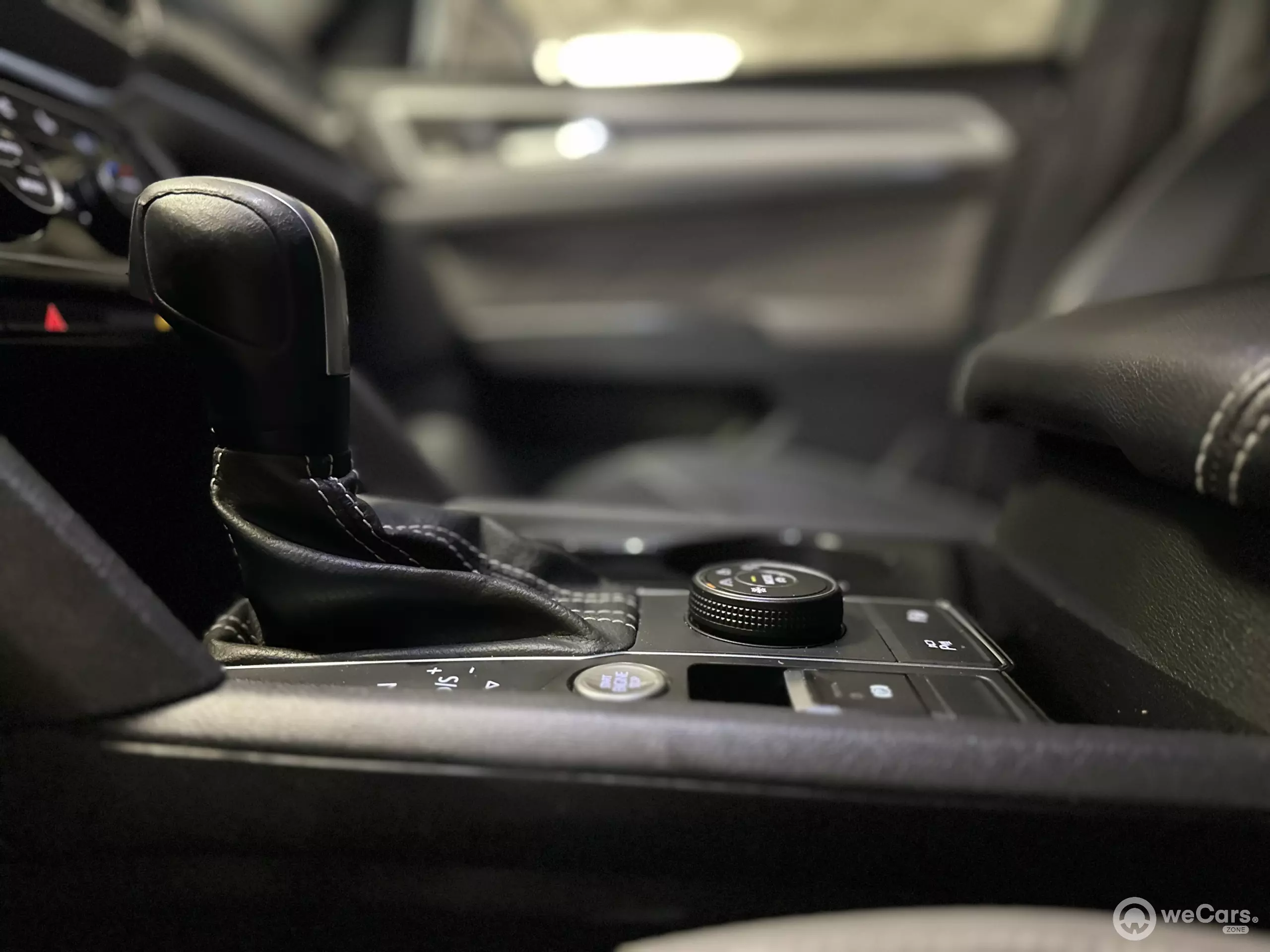 Volkswagen Cross Sport VUD