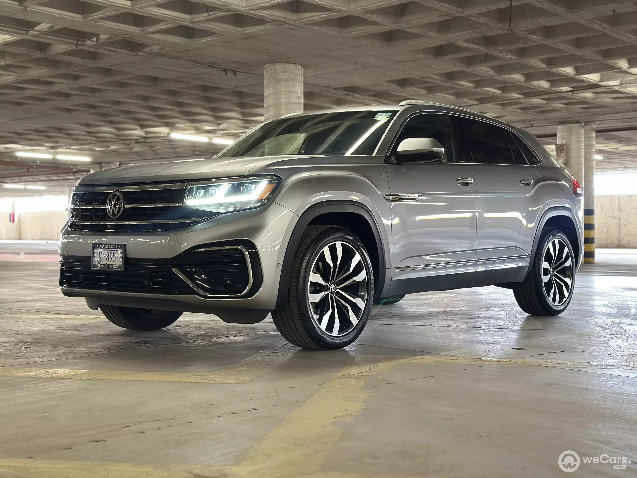 Volkswagen Cross Sport VUD