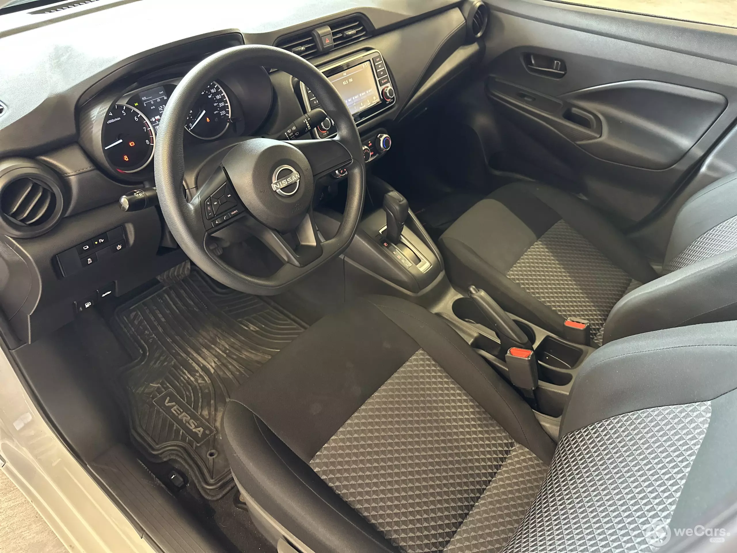 Nissan Versa