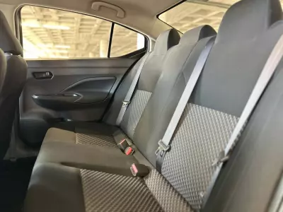 Nissan Versa 2023