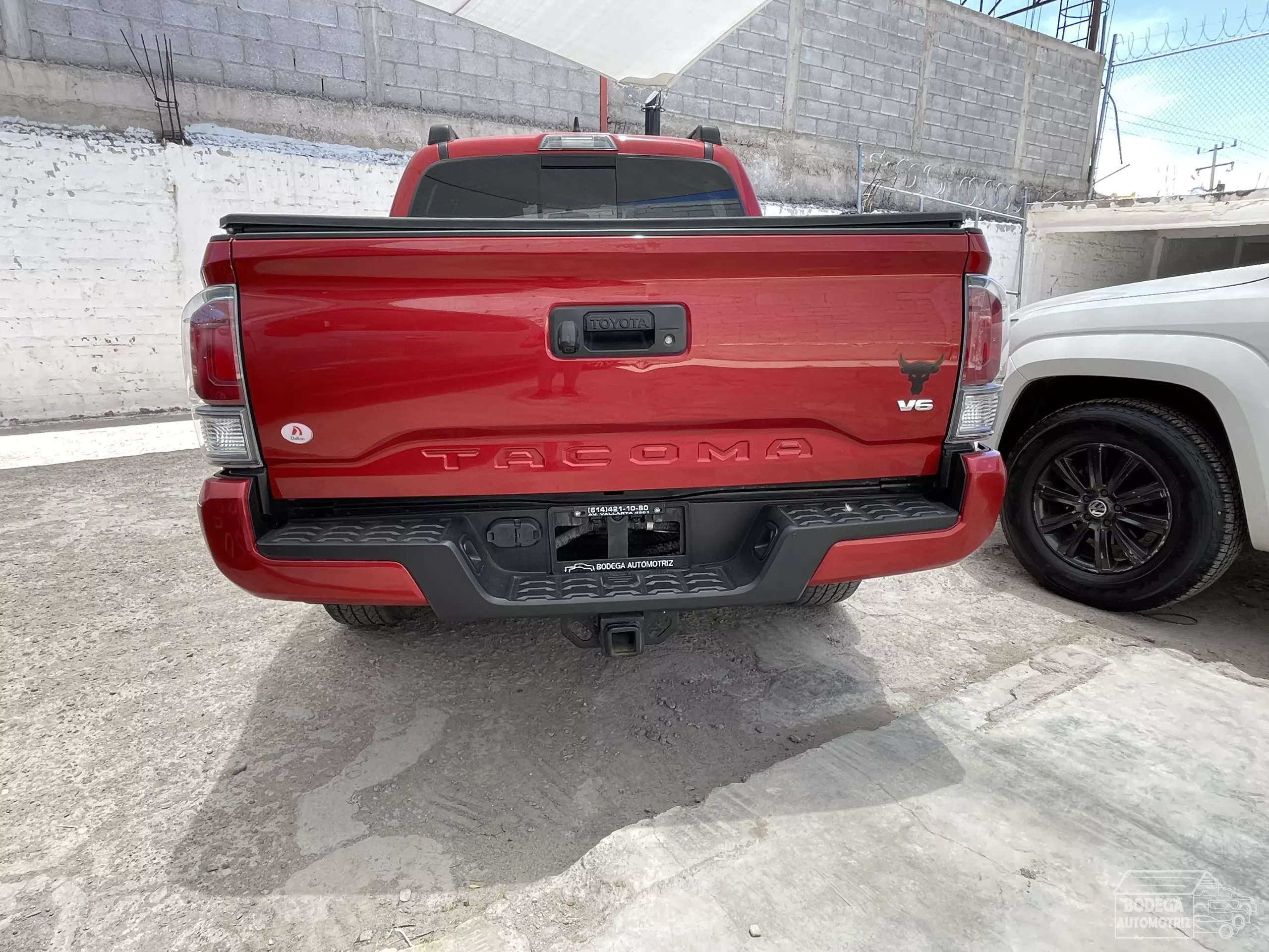 Toyota Tacoma Pick-Up