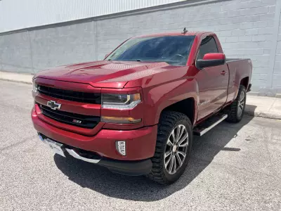 Chevrolet Silverado 2500 y Cheyenne Pick-Up 2018