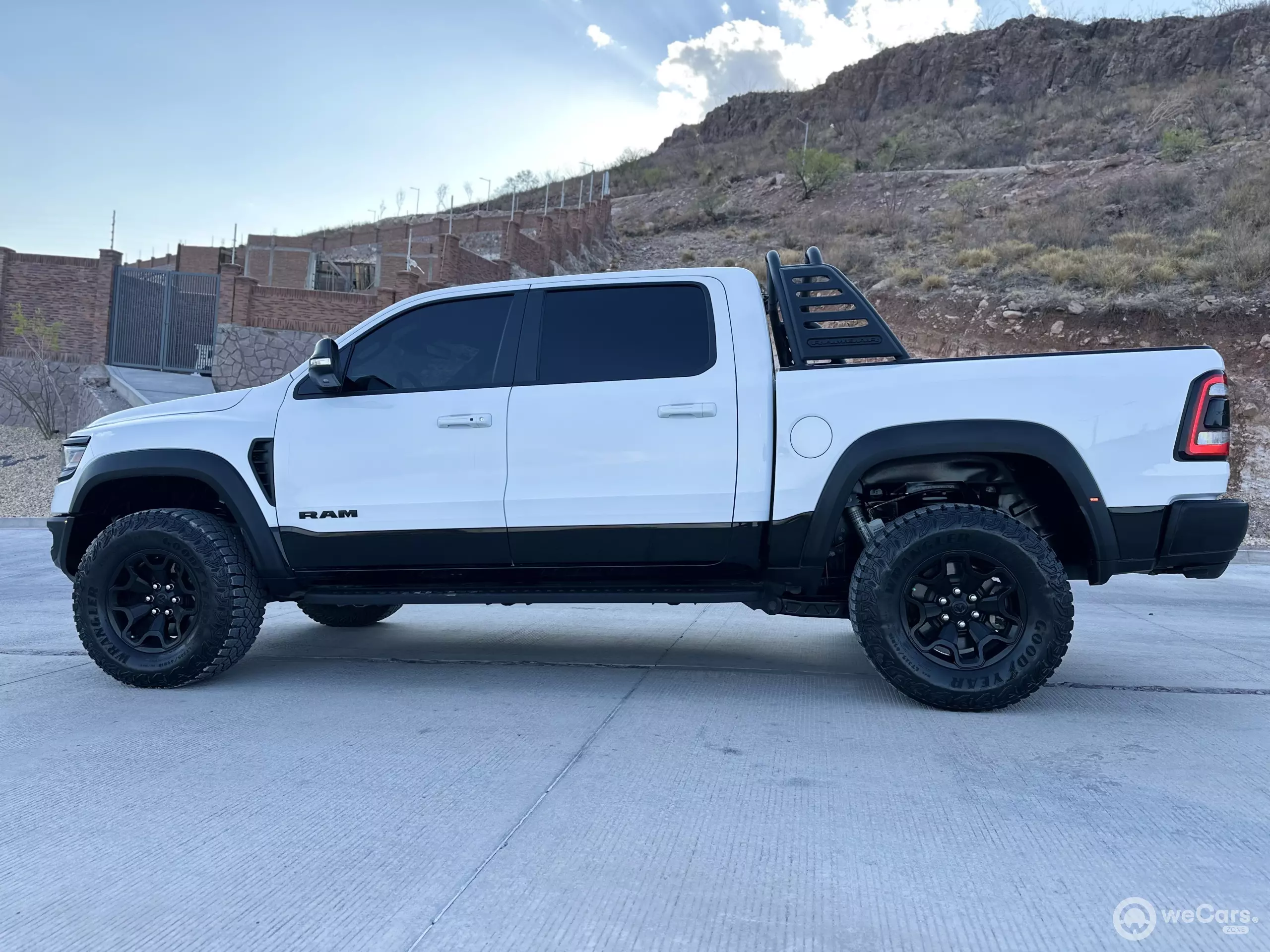 Dodge Ram 1500 Pick-Up