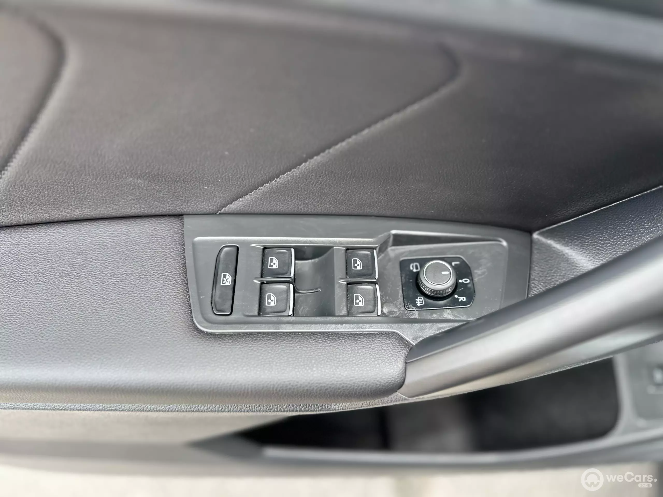 Volkswagen Tiguan VUD