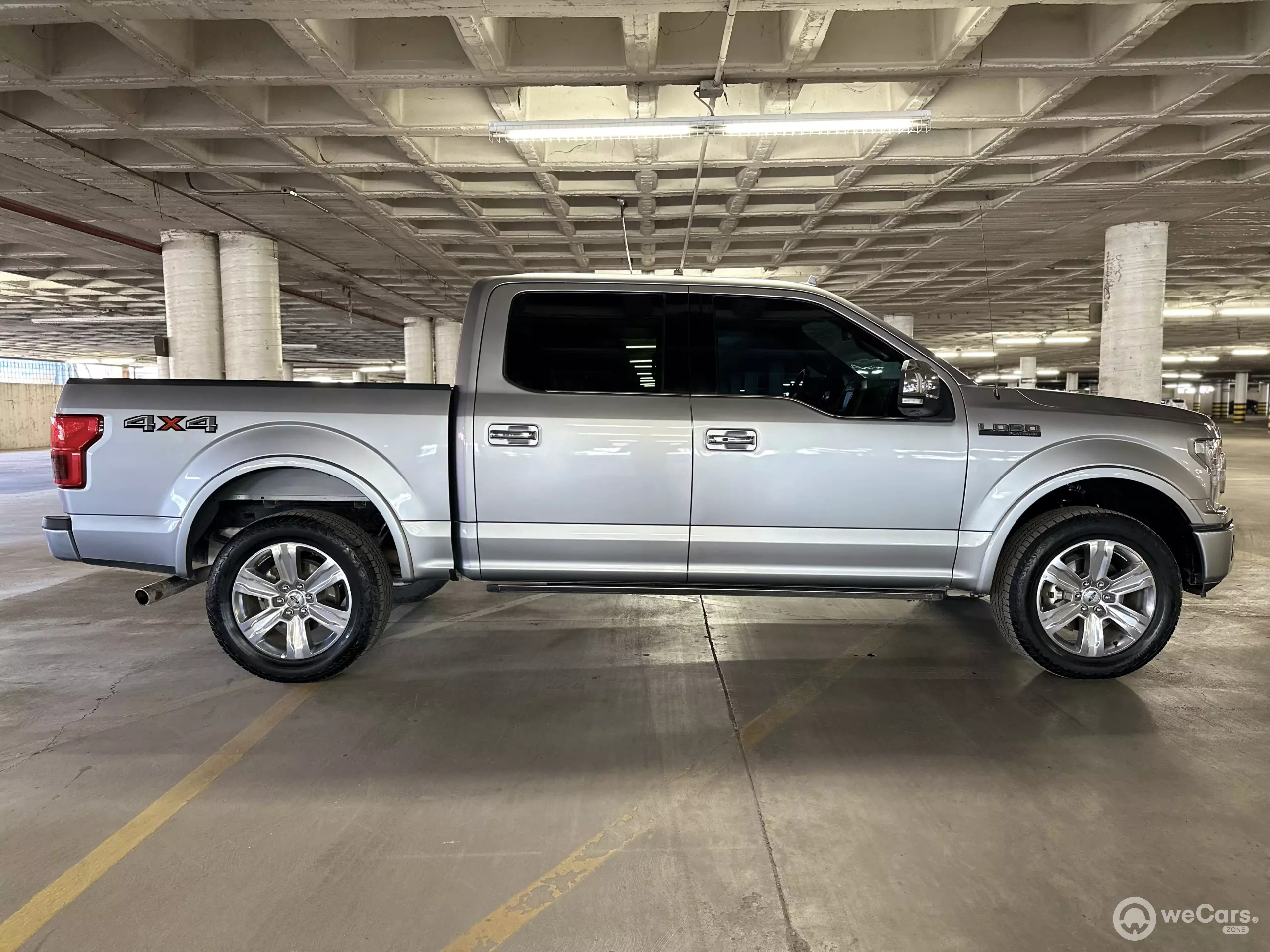 Ford Lobo Pick-Up