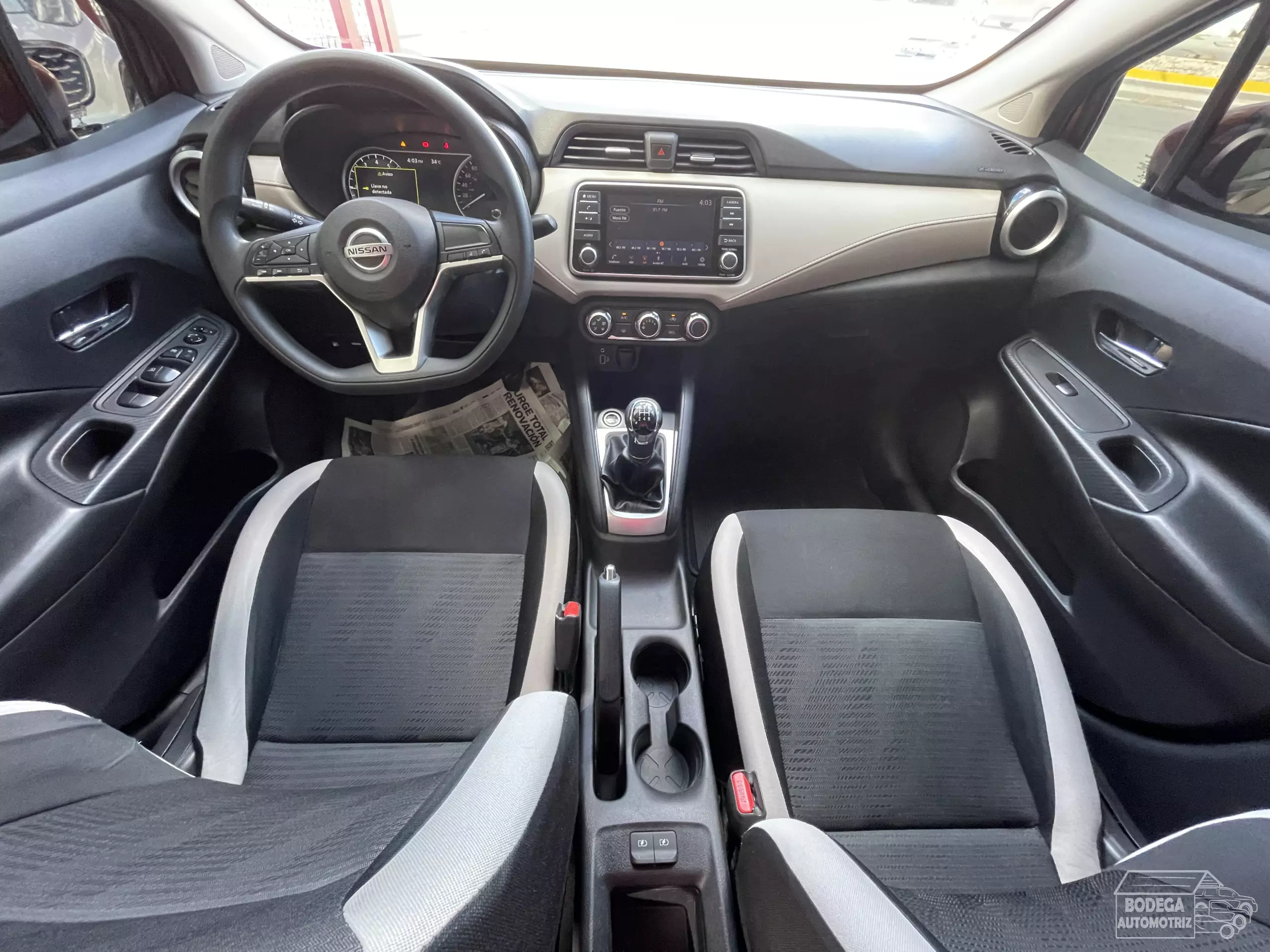 Nissan Versa