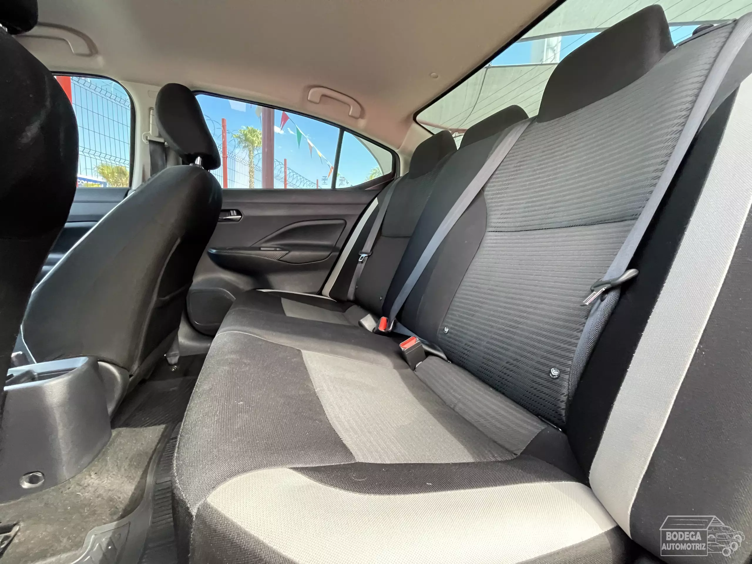 Nissan Versa