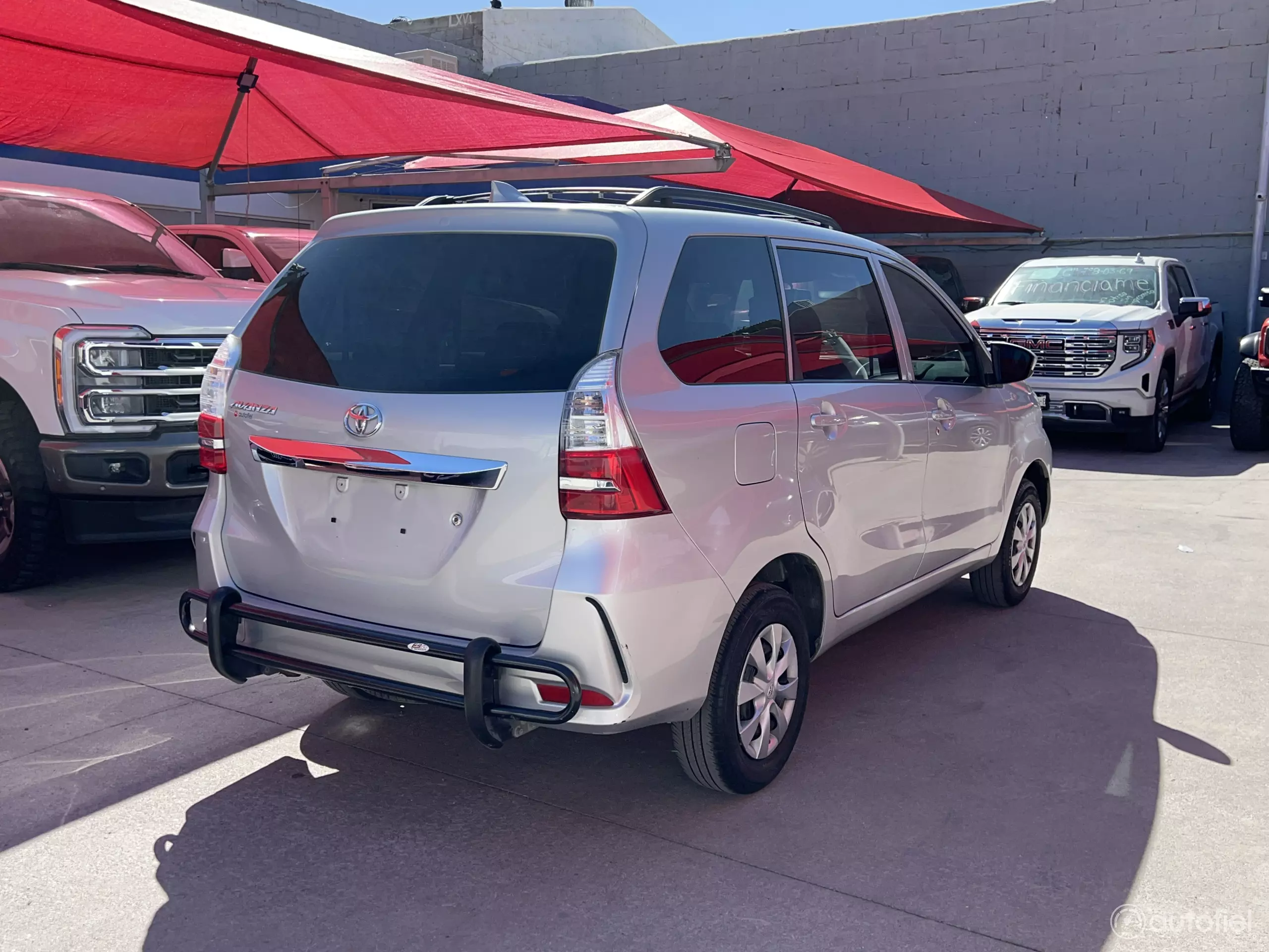 Toyota Avanza Minivan