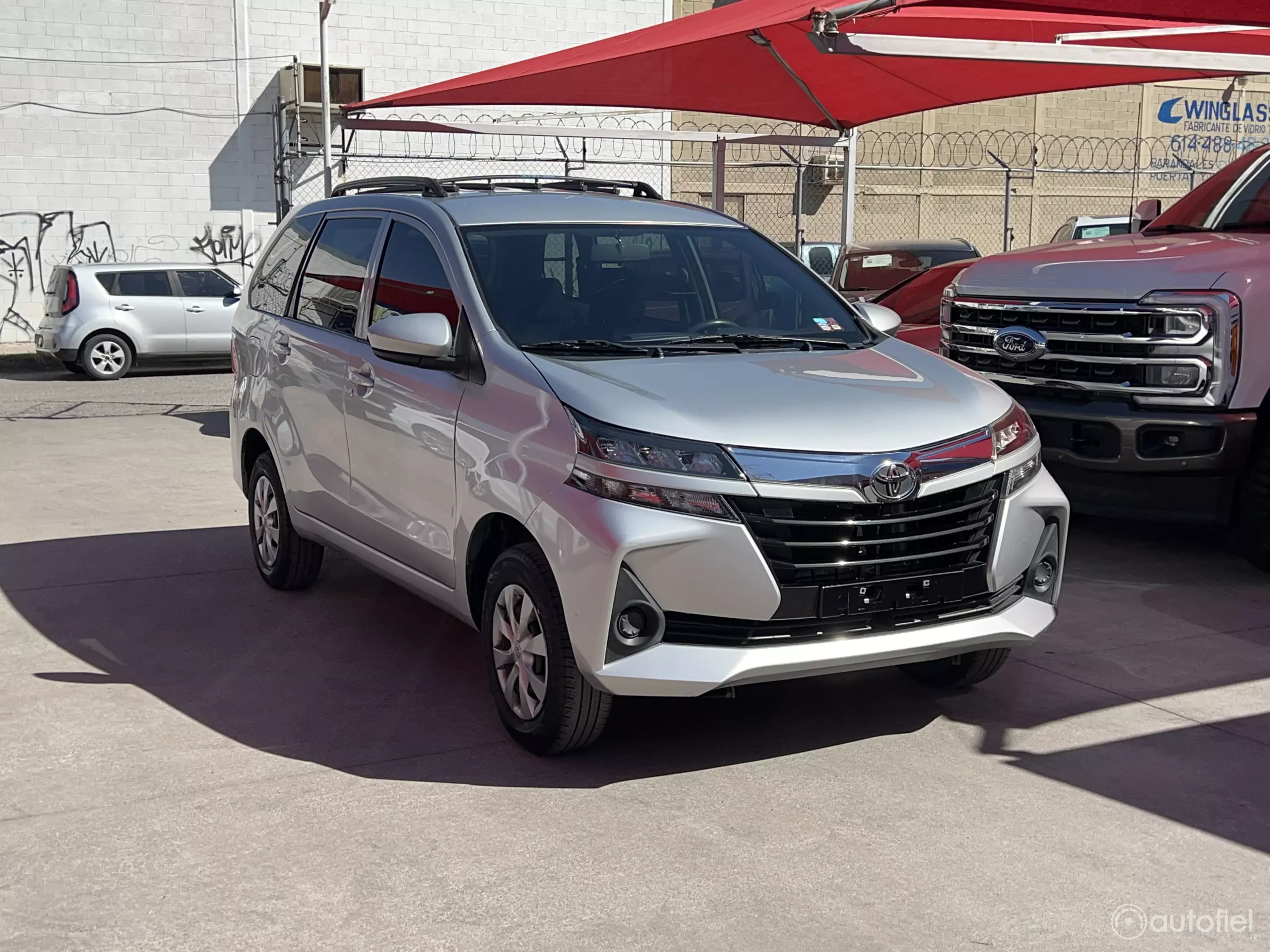 Toyota Avanza Minivan