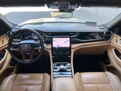 Jeep Grand Cherokee VUD 2022