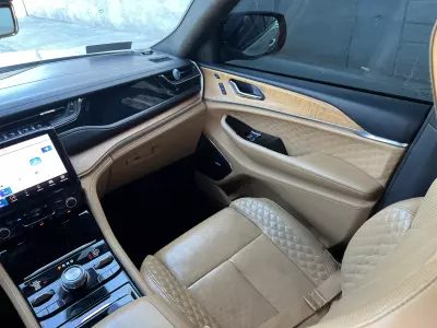 Jeep Grand Cherokee VUD 2022