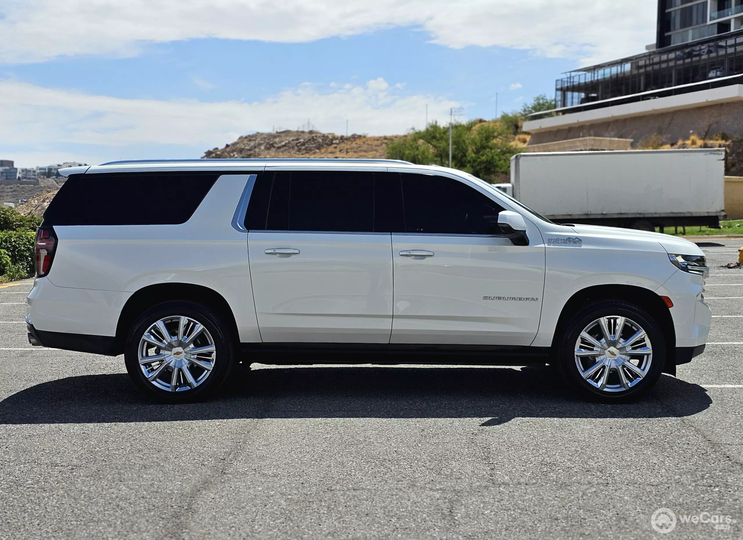 Chevrolet Suburban VUD