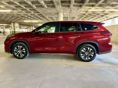Toyota Highlander VUD 2023