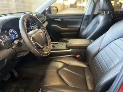 Toyota Highlander VUD 2023