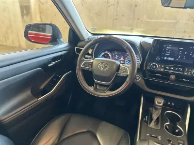 Toyota Highlander VUD 2023