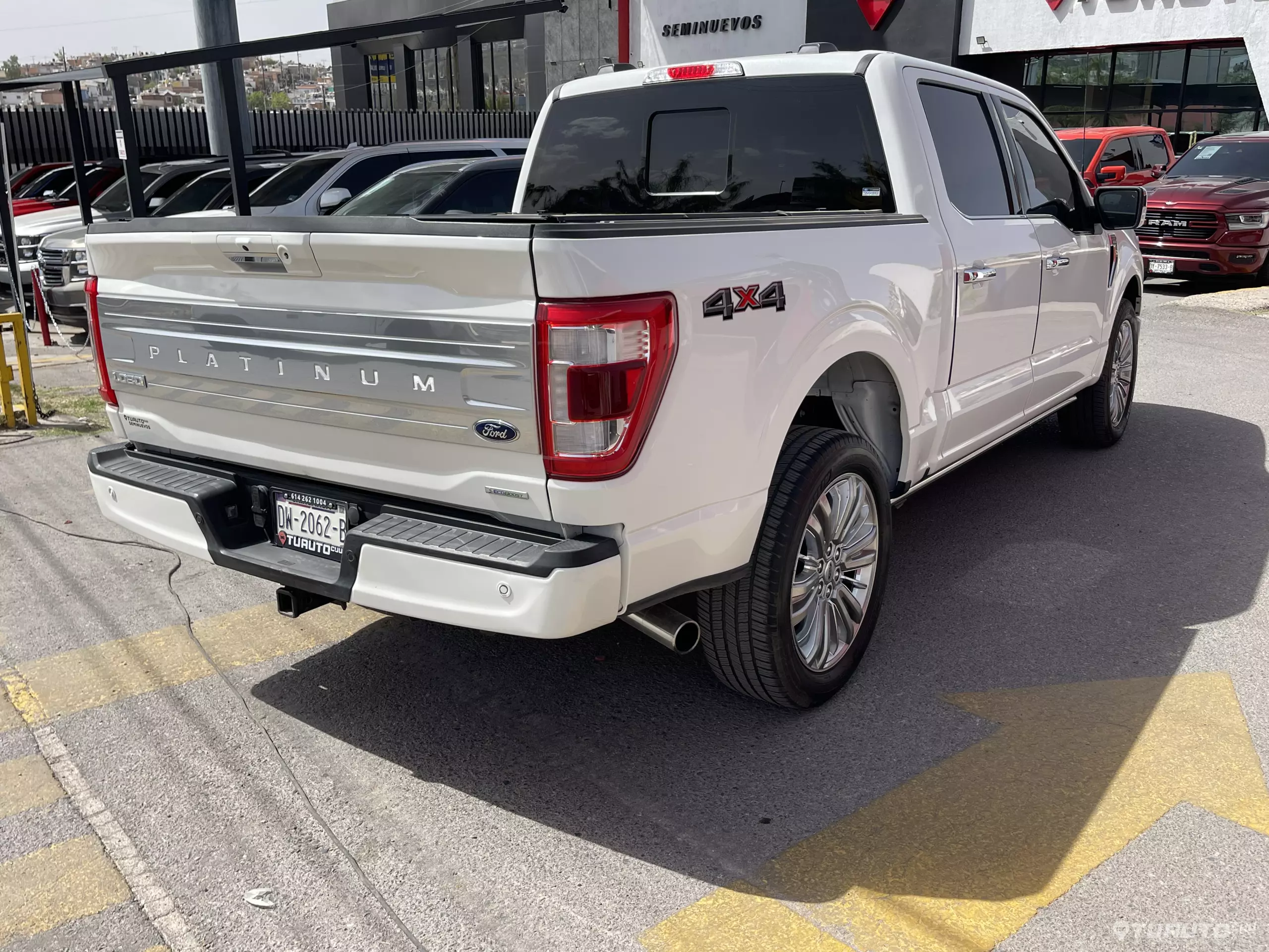 Ford Lobo Pick-Up