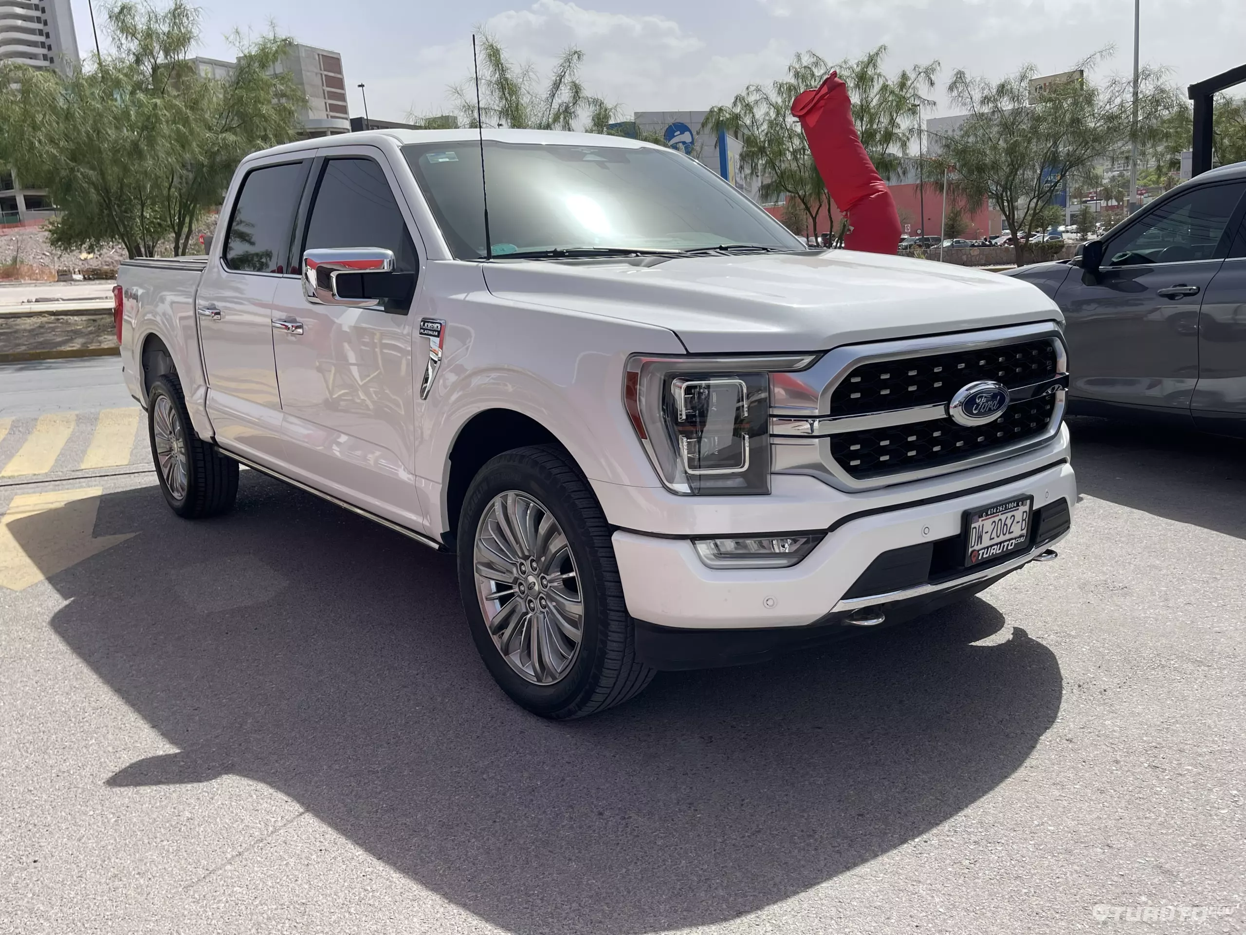 Ford Lobo Pick-Up