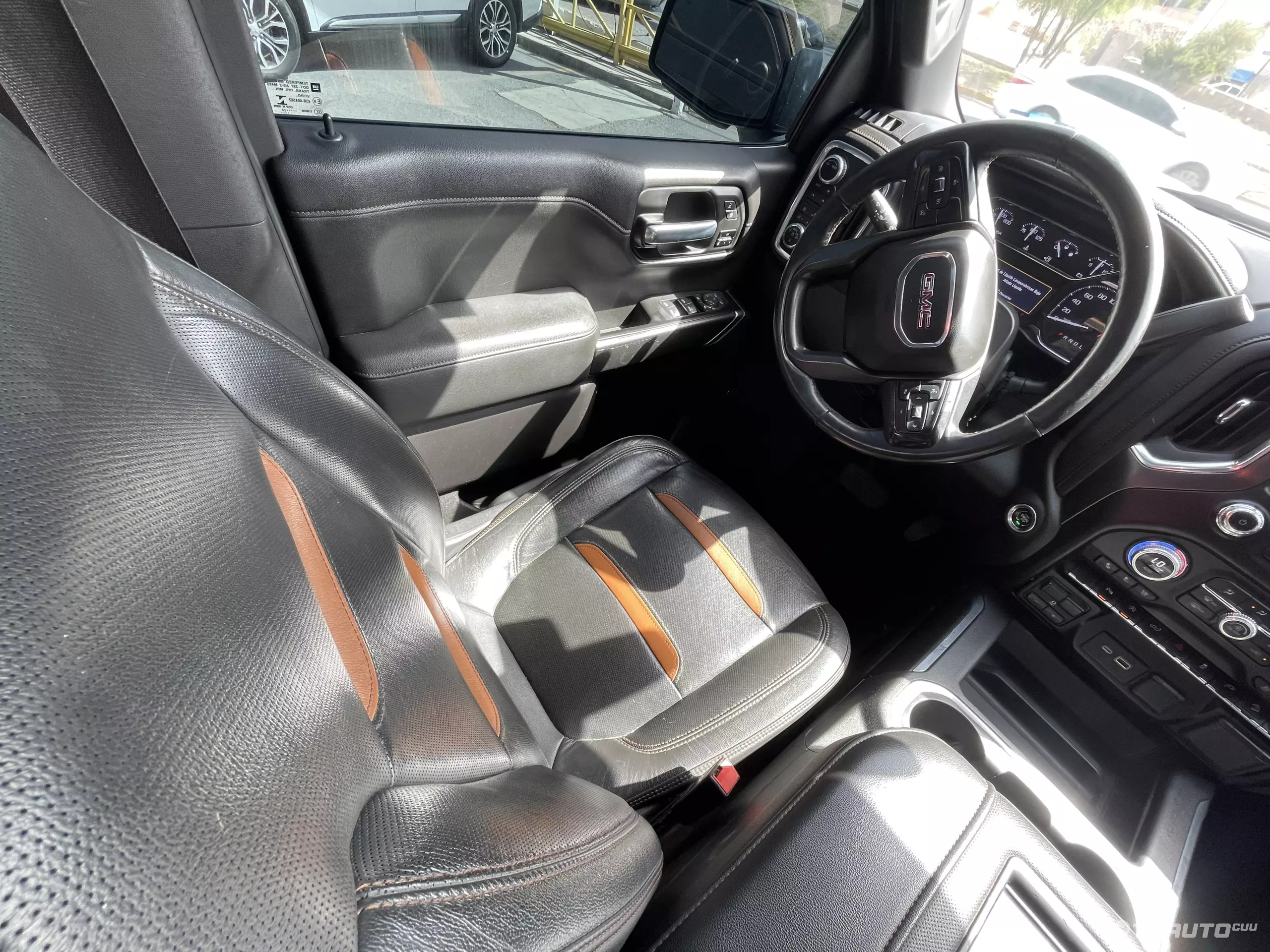 GMC Sierra Pick-Up 4x4