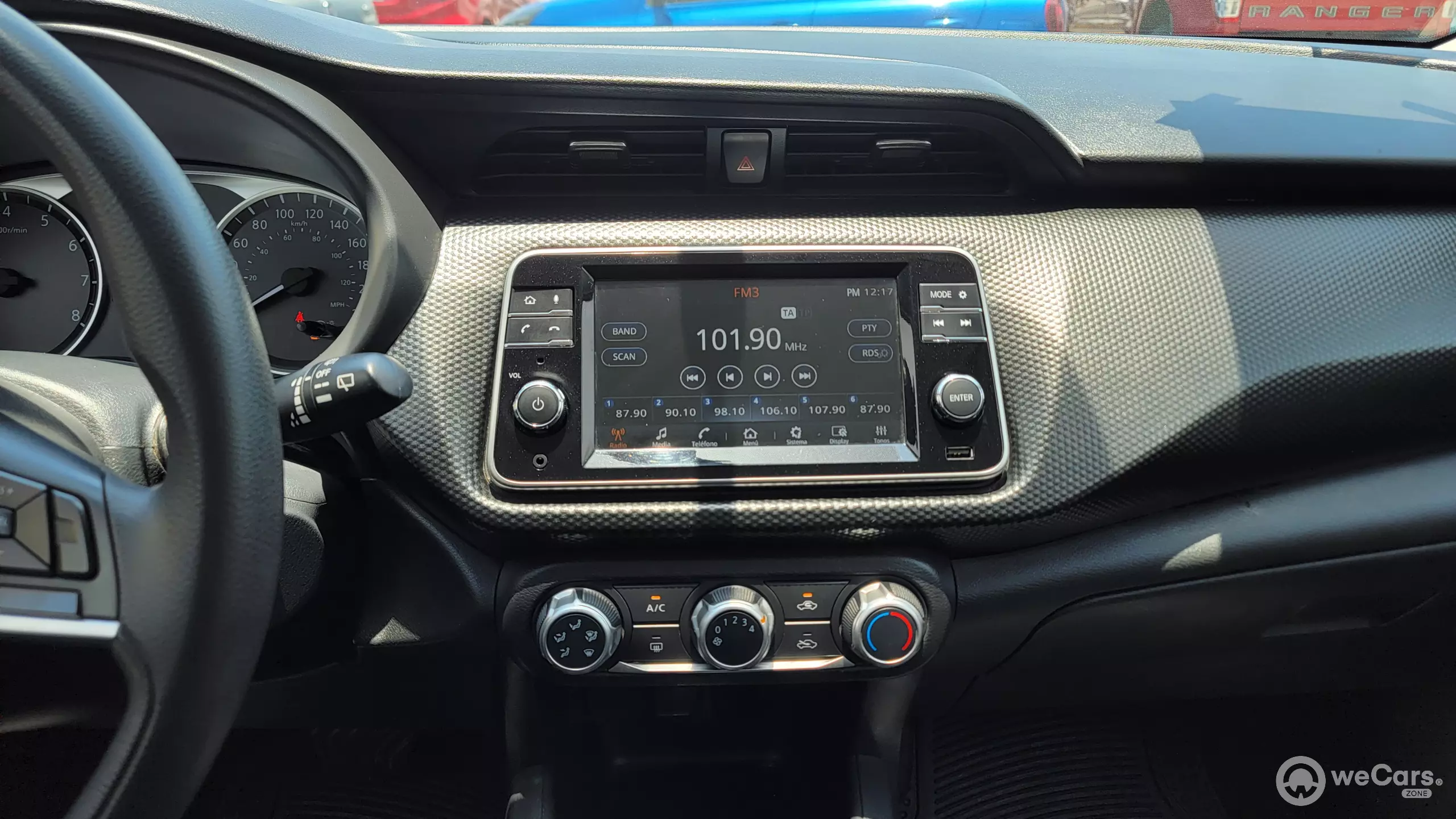 Nissan Kicks VUD