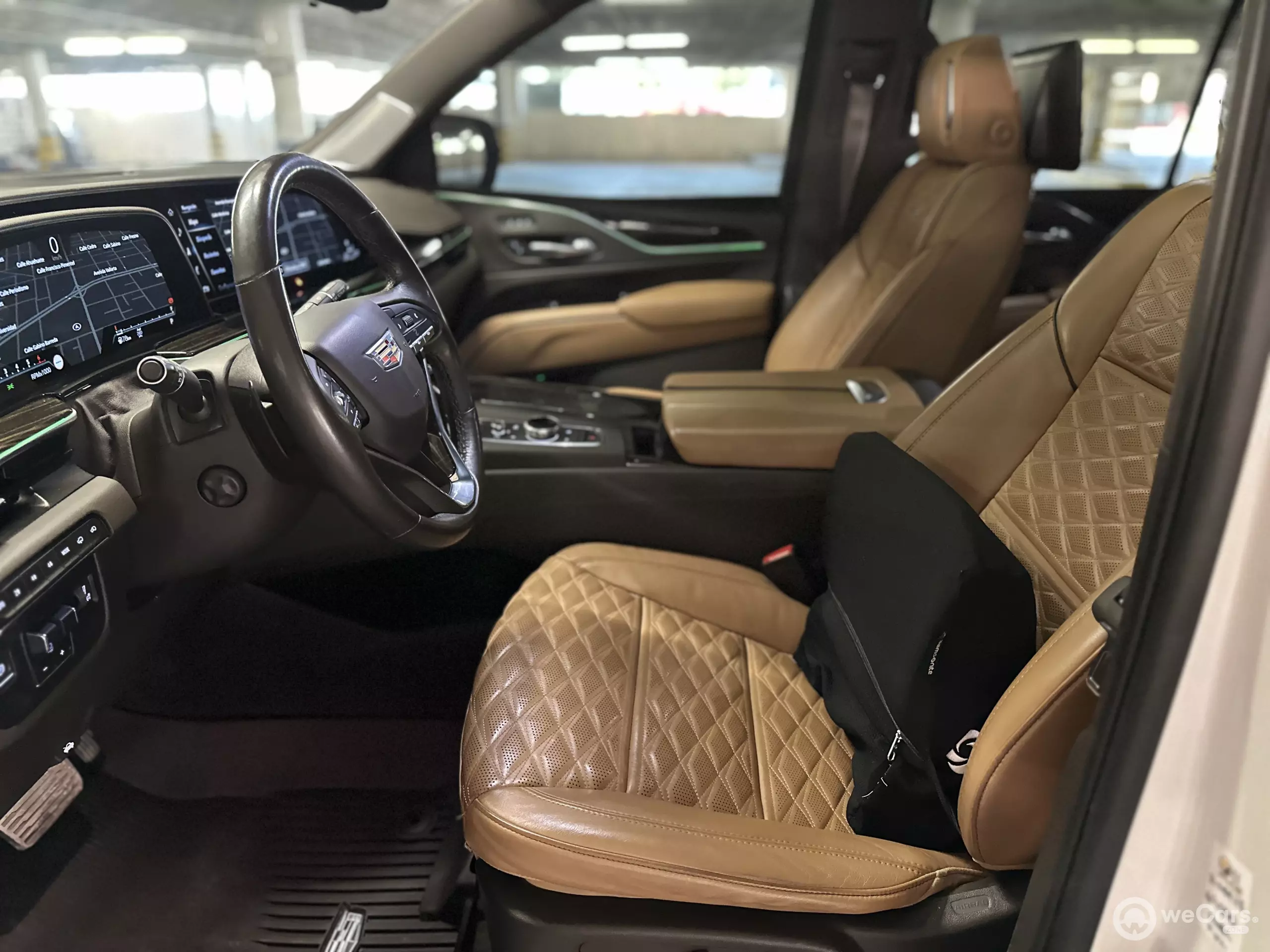Cadillac Escalade VUD