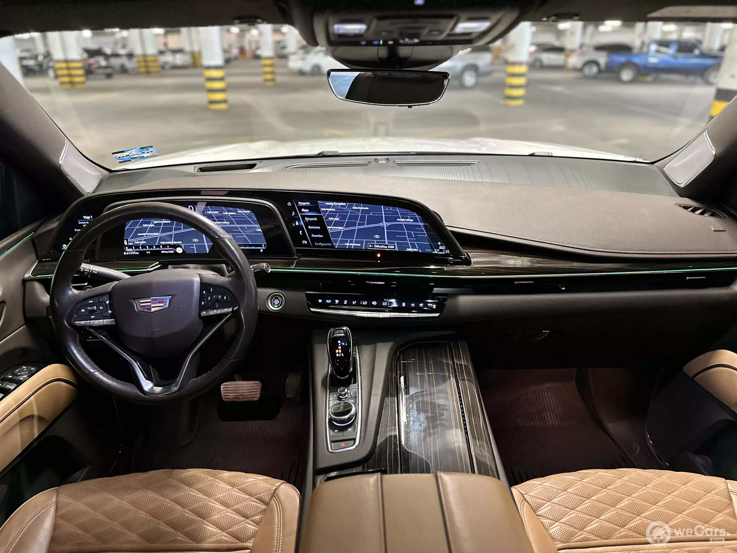 Cadillac Escalade VUD