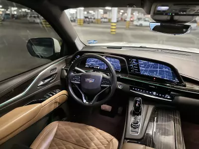 Cadillac Escalade VUD 2022