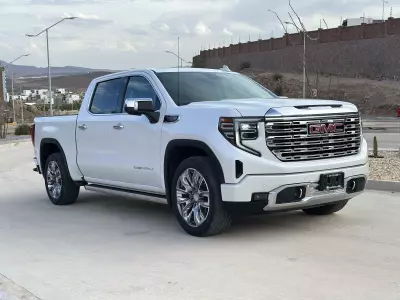GMC Sierra Pick-Up 4x4 2023