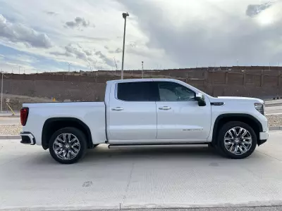 GMC Sierra Pick-Up 4x4 2023
