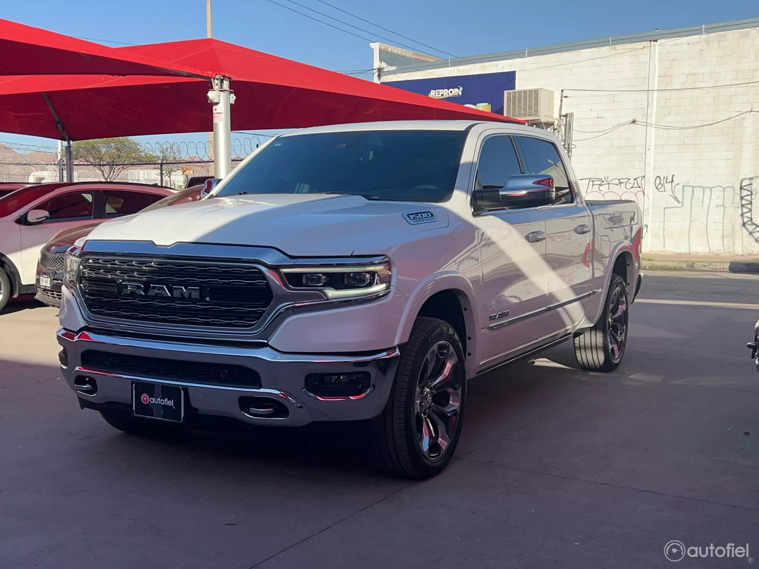 Dodge Ram 1500 Pick-Up
