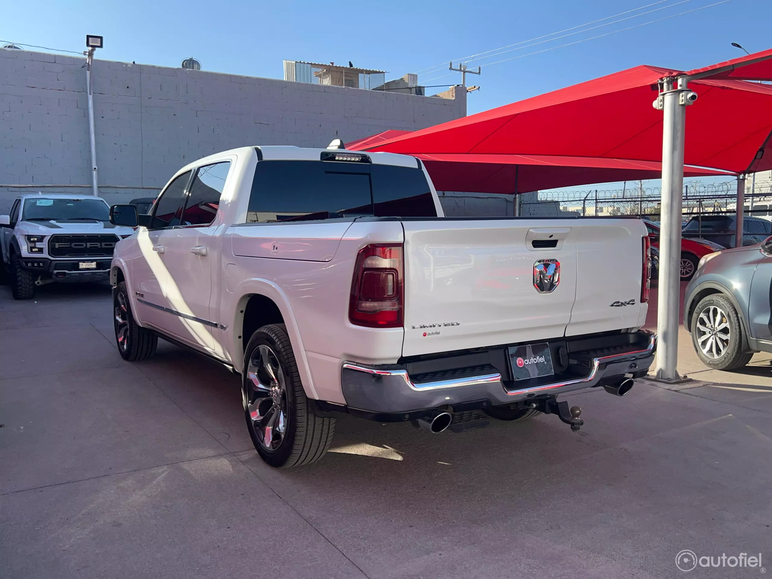 Dodge Ram 1500 Pick-Up