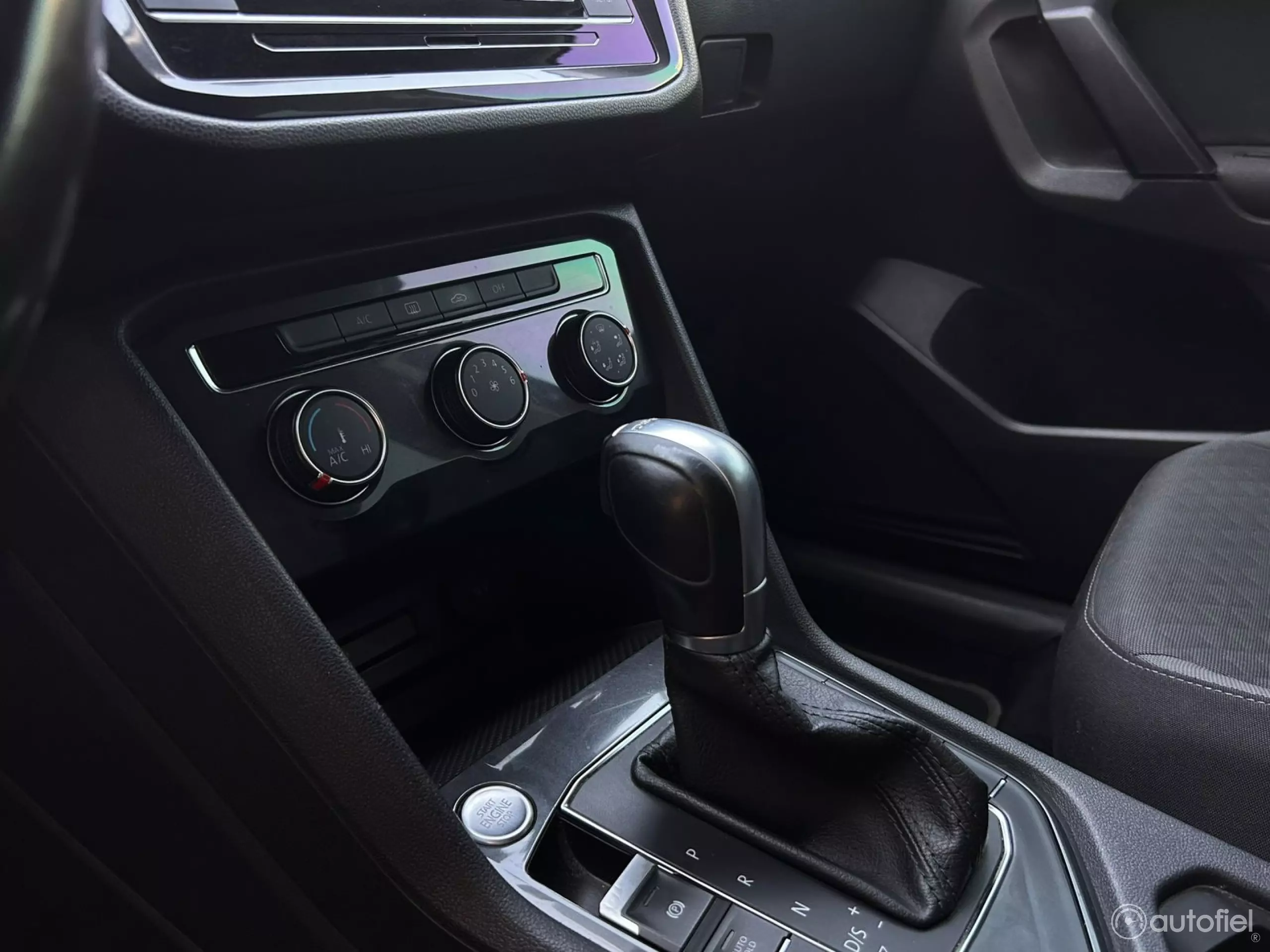 Volkswagen Tiguan VUD