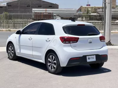 Kia Rio 2022