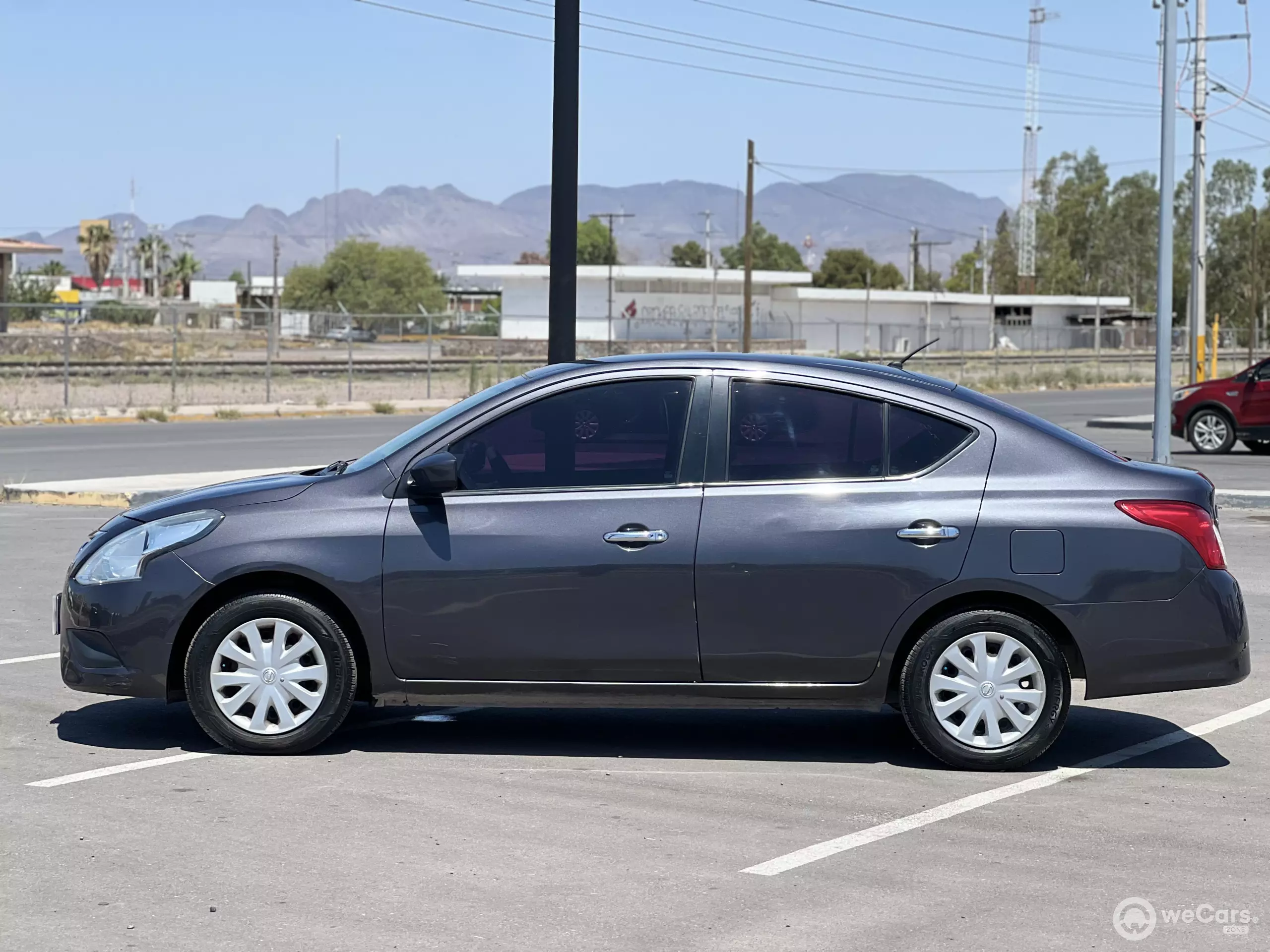 Nissan Versa